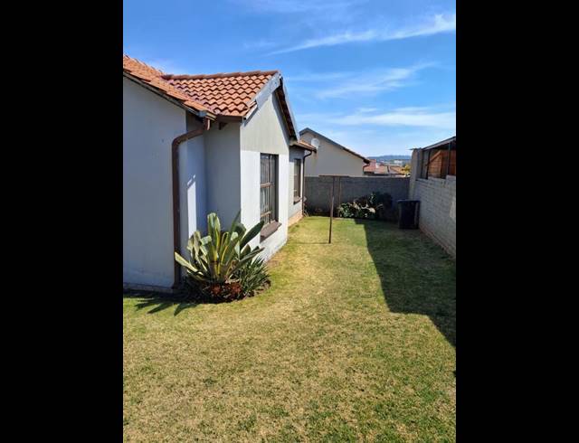3 BEDROOM HOUSE FOR SALE IN FLEURHOF